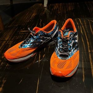 2 pair of Mens ASICS tennis shoes. Size 15